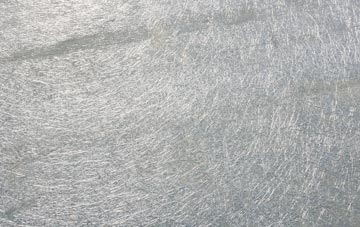 Swiney laminate fibreglass or shingles?